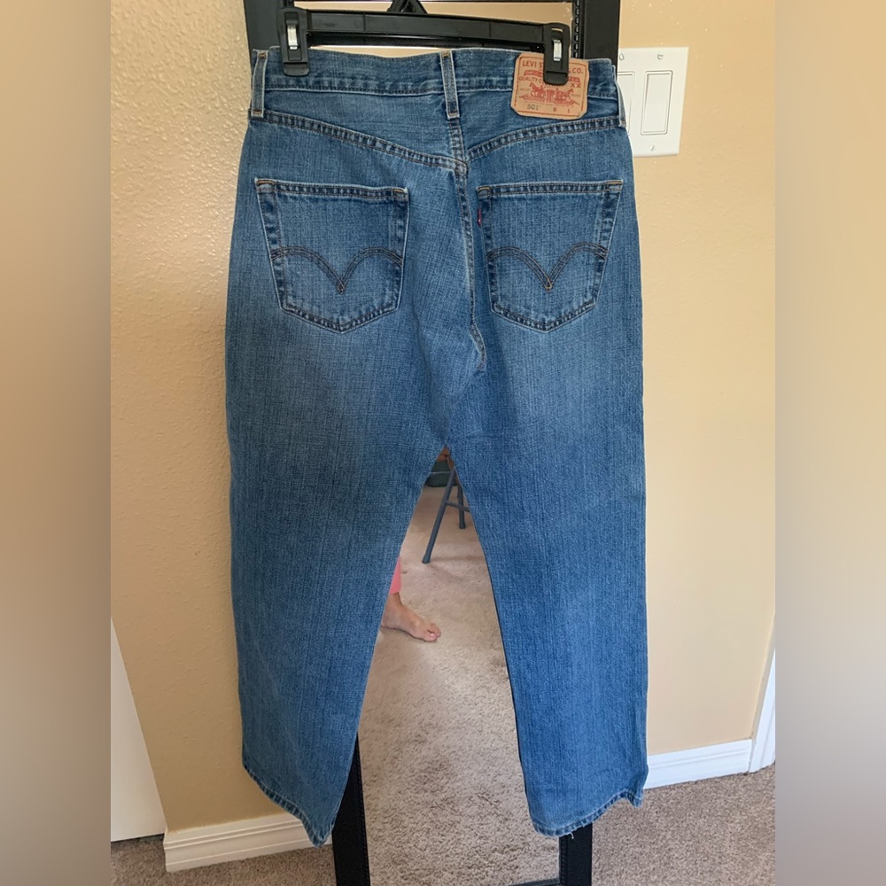 Levi's Men's Straight fit 501 Blue Jeans - Picture 2 of 6